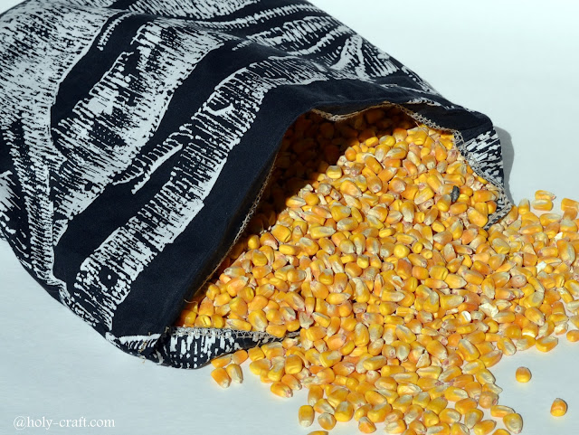 How to make a therapeutic heated corn bag