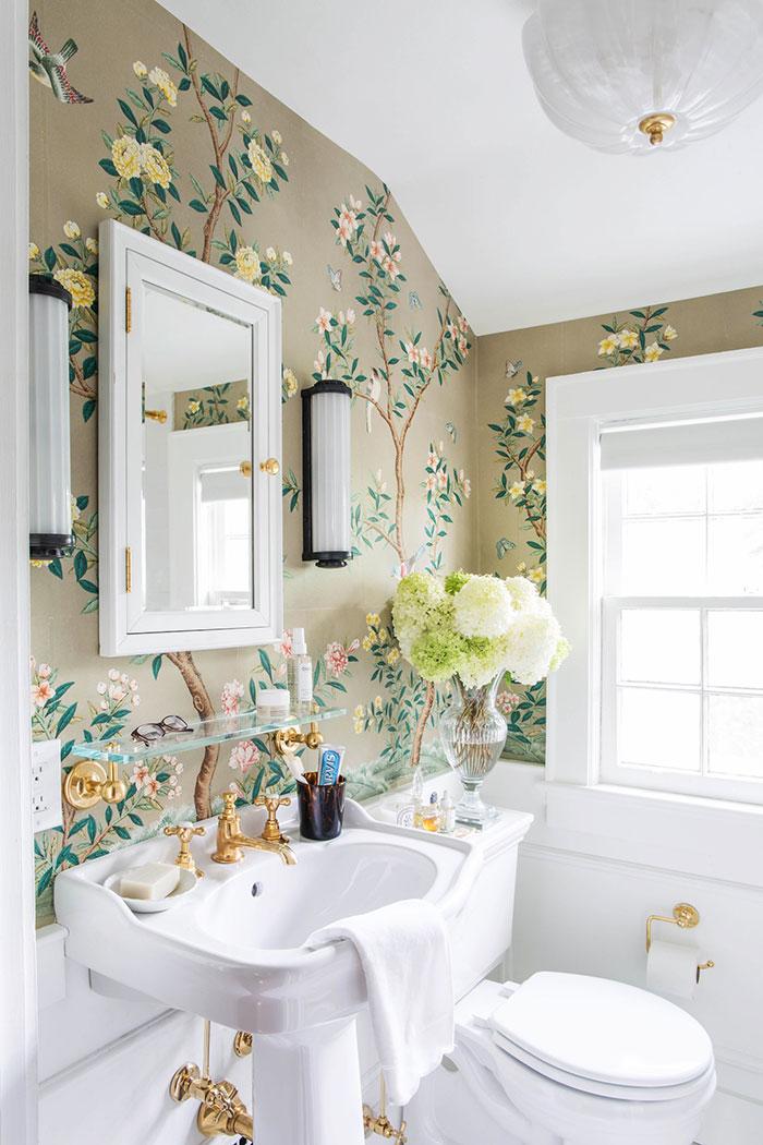 Powder Room with Pretty Floral Wallpaper ~ Decor Inspiration | Cool ...