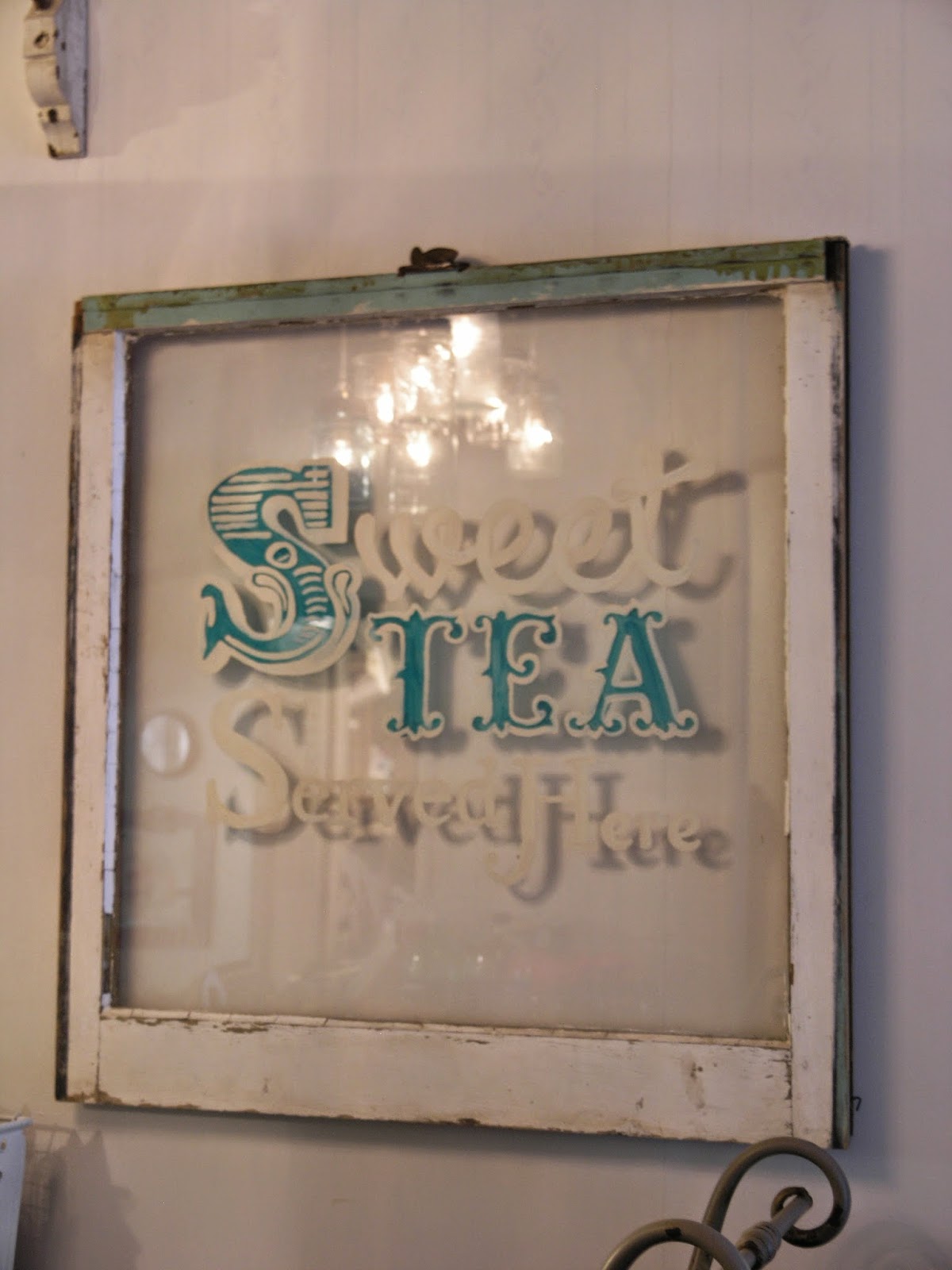 Vintiquities Home: Vintage Window Painted Sign Tutorial...