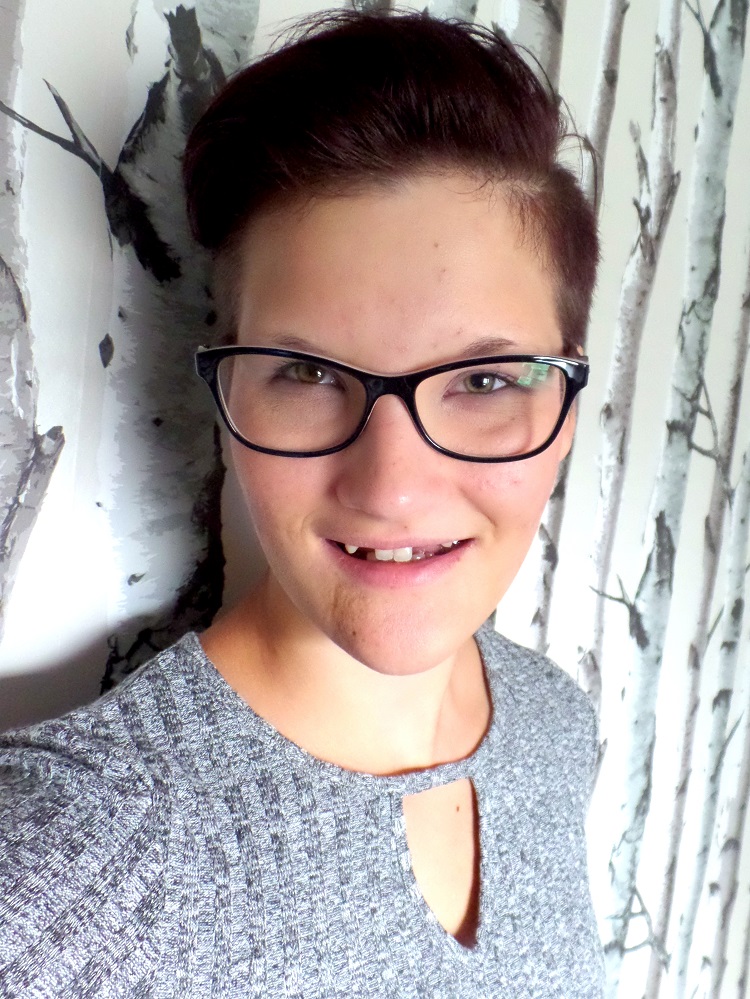 Vanha nainen iso kalu