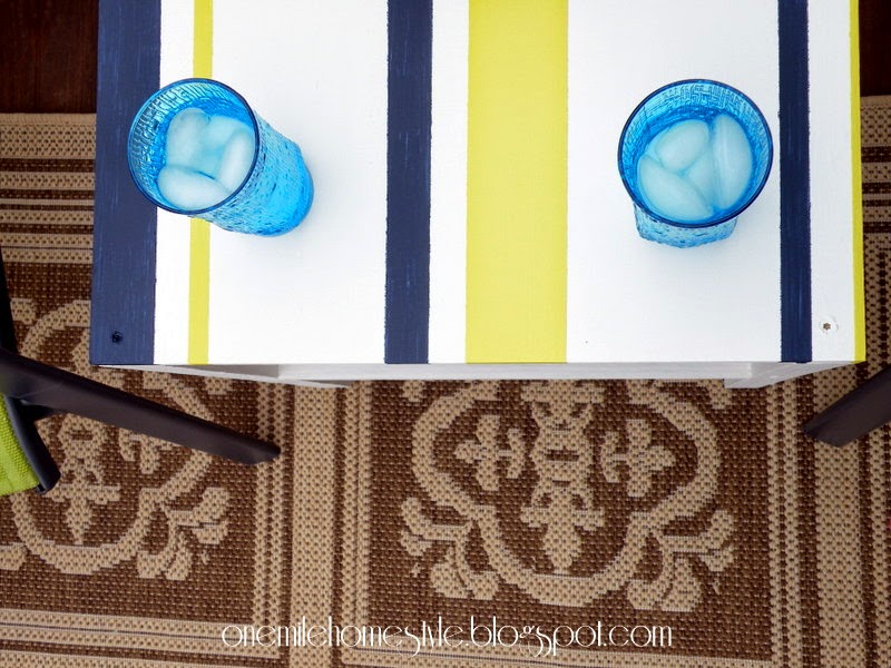 Simple DIY Navy, White and Citron Outdoor Table