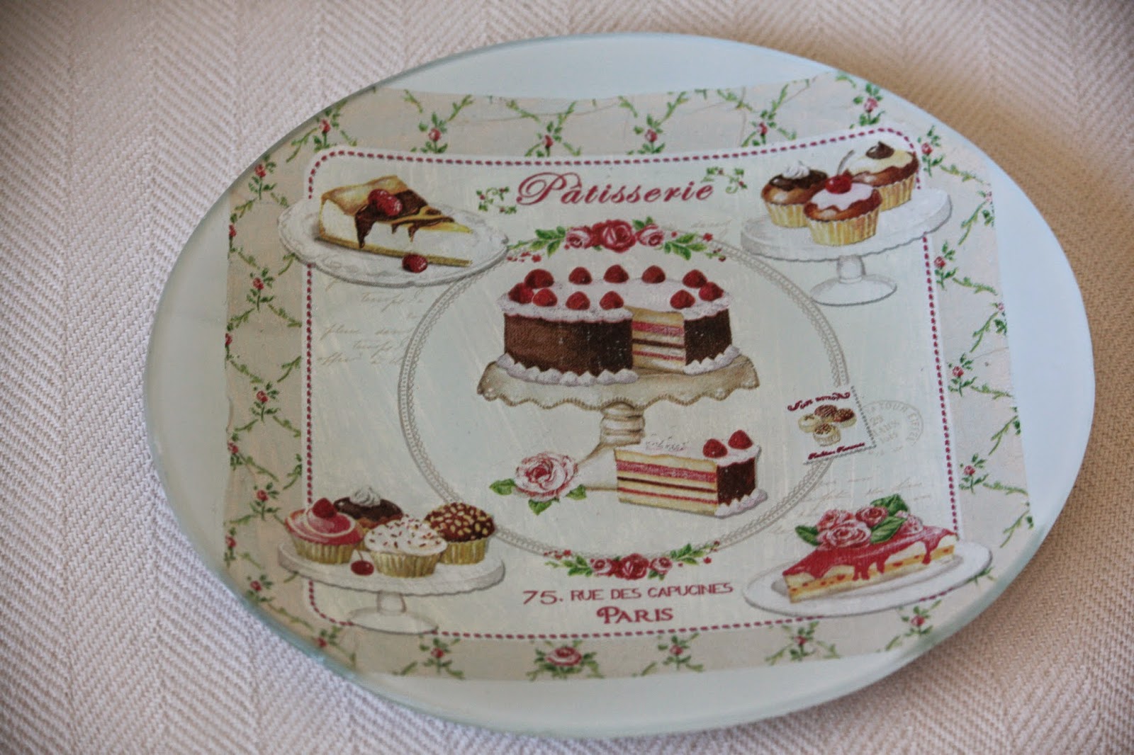 Con P de P "DECOUPAGE EN CRISTAL"