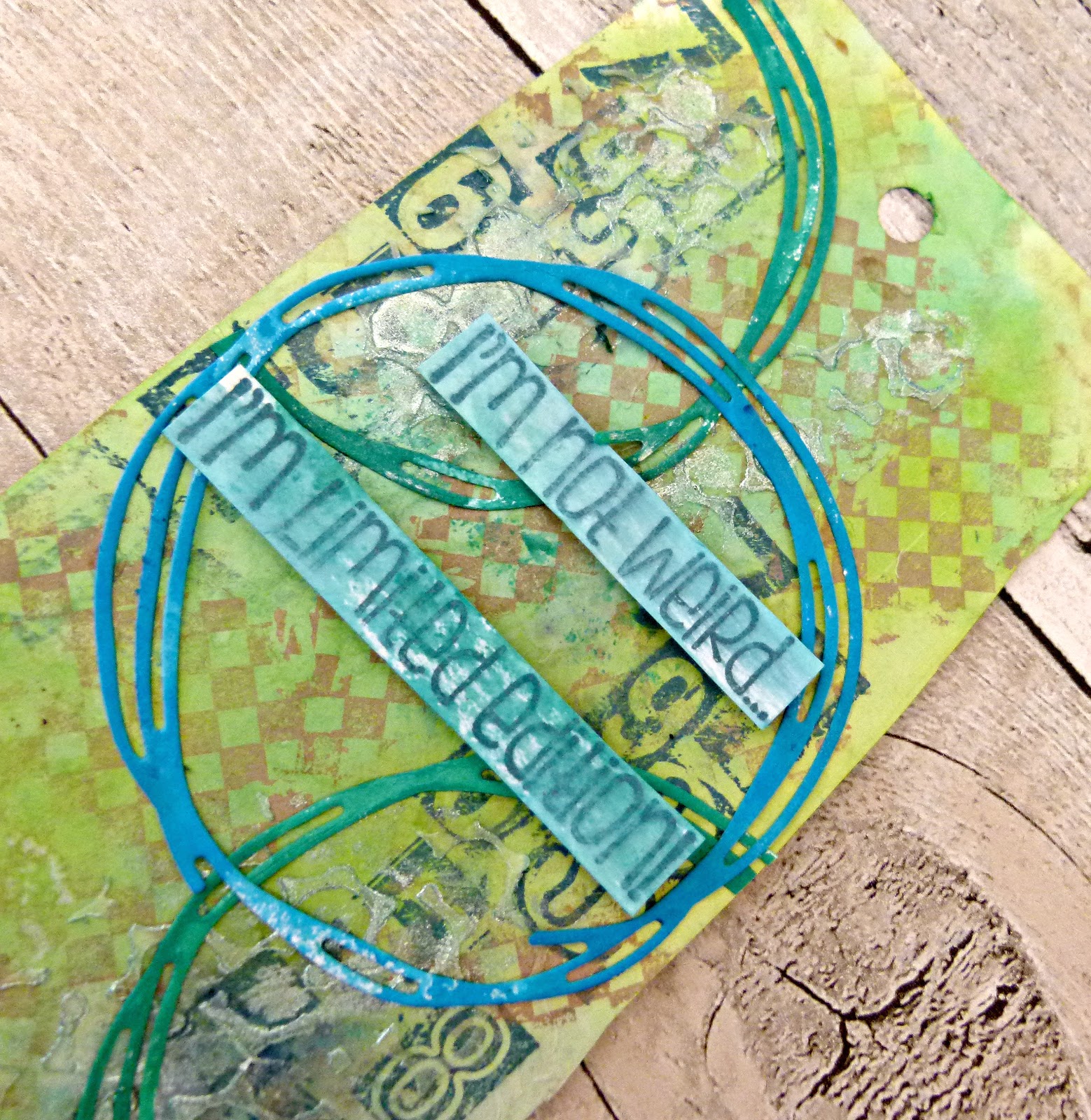 How To Create This Quick And Easy Mixed Media Tag Life in a Snapshot