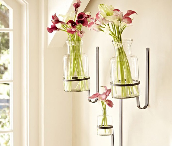 Vas Kaca Cantik untuk Menghiasi Interior Rumah Minimalis