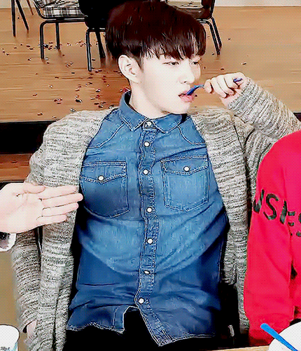 09a6c76b3f2582b3e1d05ccfa982fe47.gif
