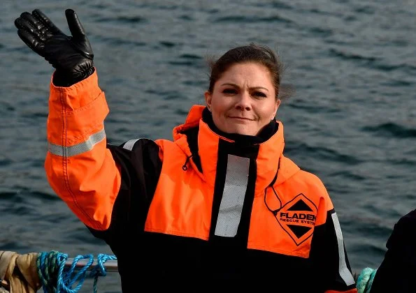 Crown Princess Victoria visited Norden Aquaculture Union and Swedish Sea and Water Management Agency in Sotenäs. Princess wore H&M Blazer