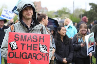 smash the oligarchy protest