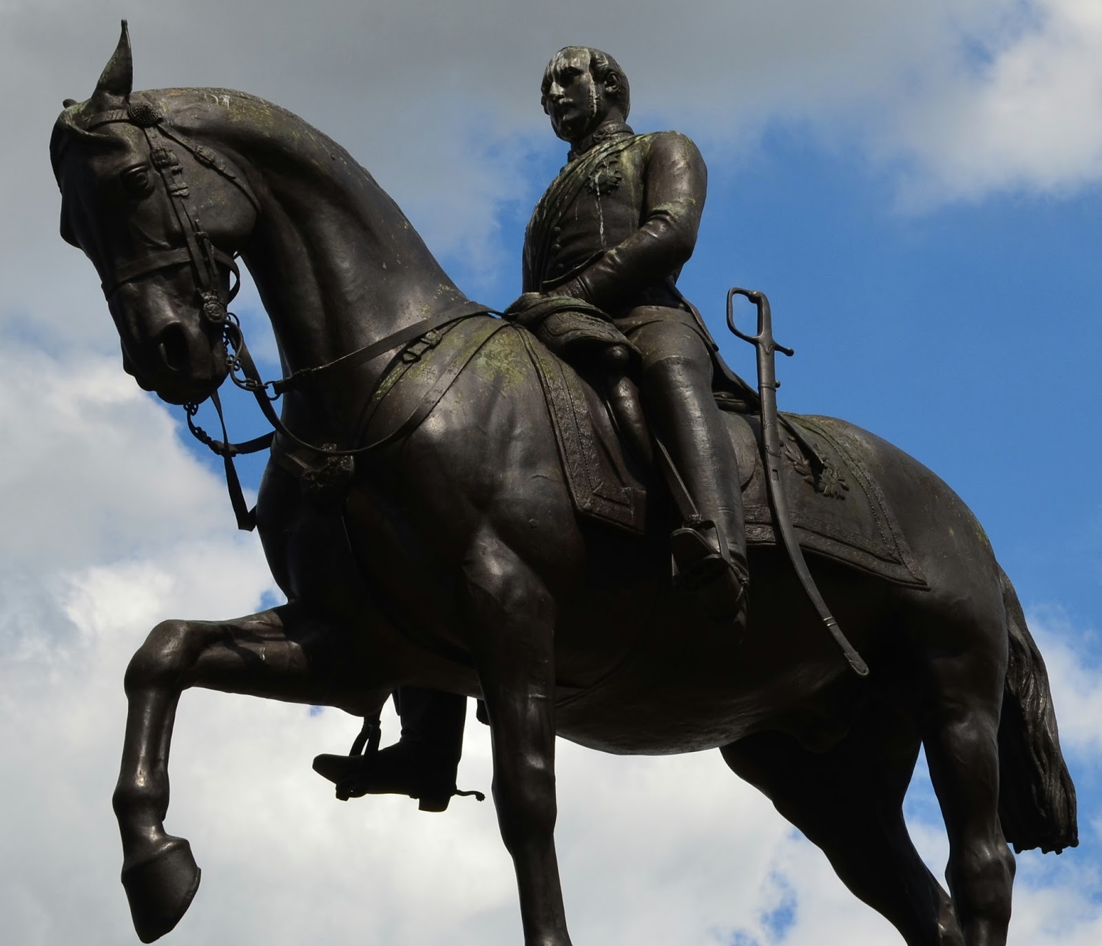 Tour Scotland Tour Scotland Photograph Prince Albert Statue