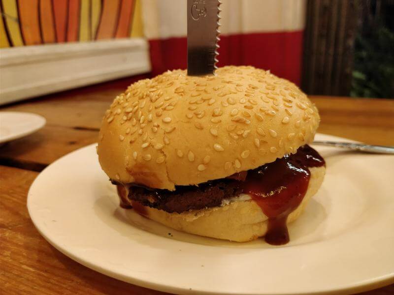 OnePlus 5T Main Camera Sample - Burger (Foodie)