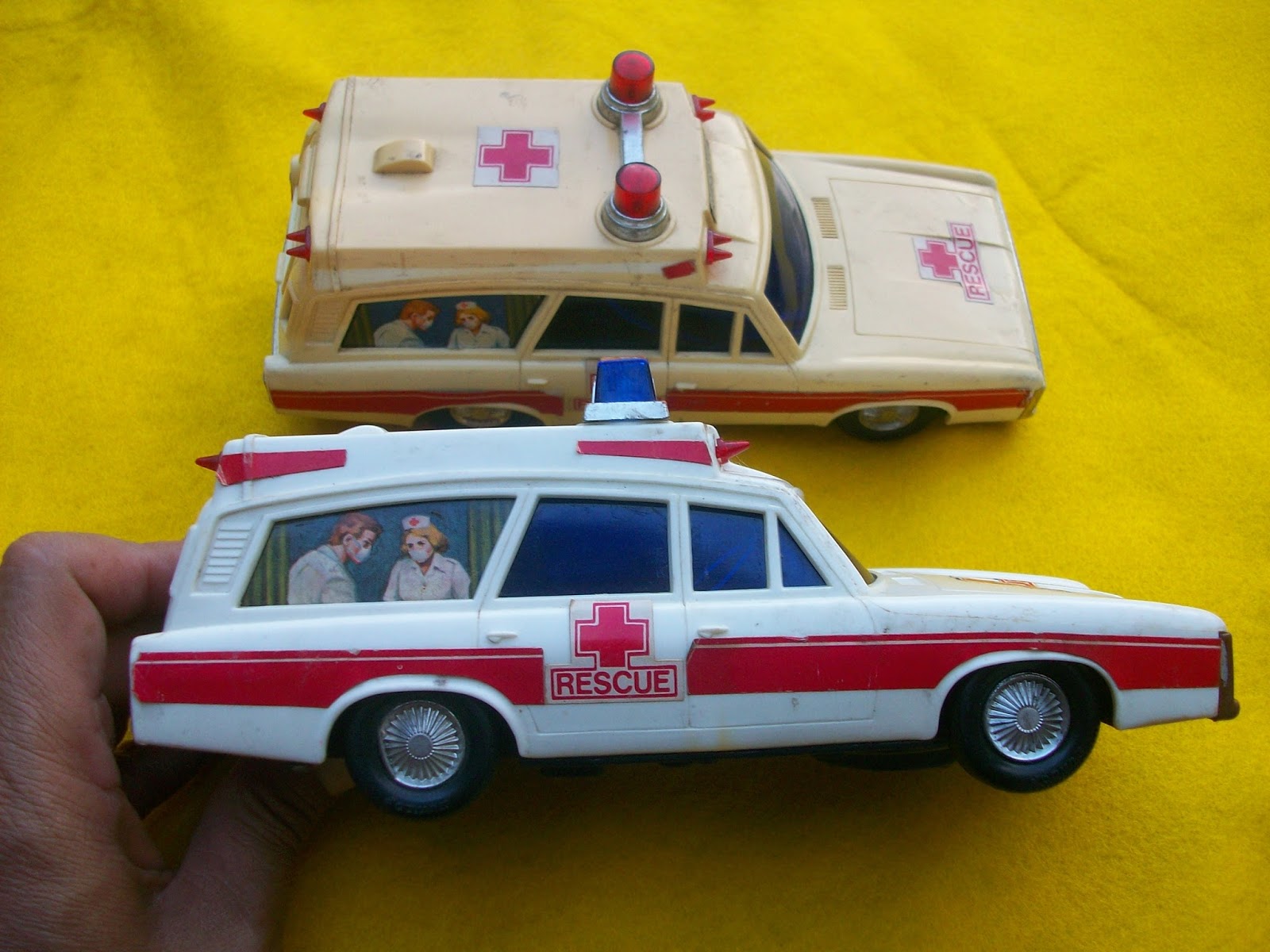 W124 Ambulance