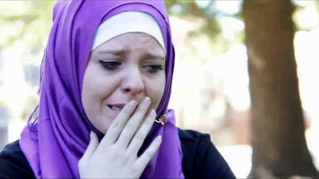 Bagaimana Hukumnya Orang Tua Memaksakan Anak Putrinya Untuk Segera Menikah ?? Inilah Jawaban nya Bagaimana Hukumnya Orang Tua Memaksakan Anak Putrinya Untuk Segera Menikah ?? Inilah Jawaban nya