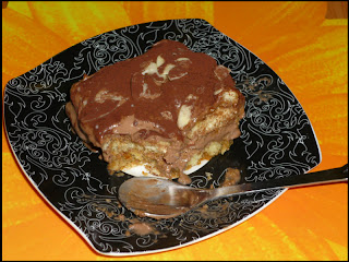 Tort Tiramisu ciocolatos cu fulgi de migdale