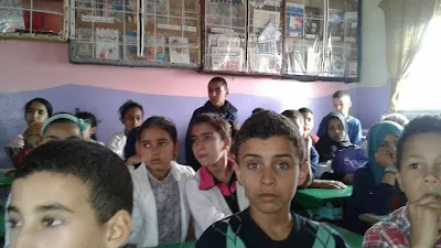 أكادير :لقاء تواصلي لمسؤول أمني مع تلاميذ مدرسة الأطلس ايت الموذن بأكادير