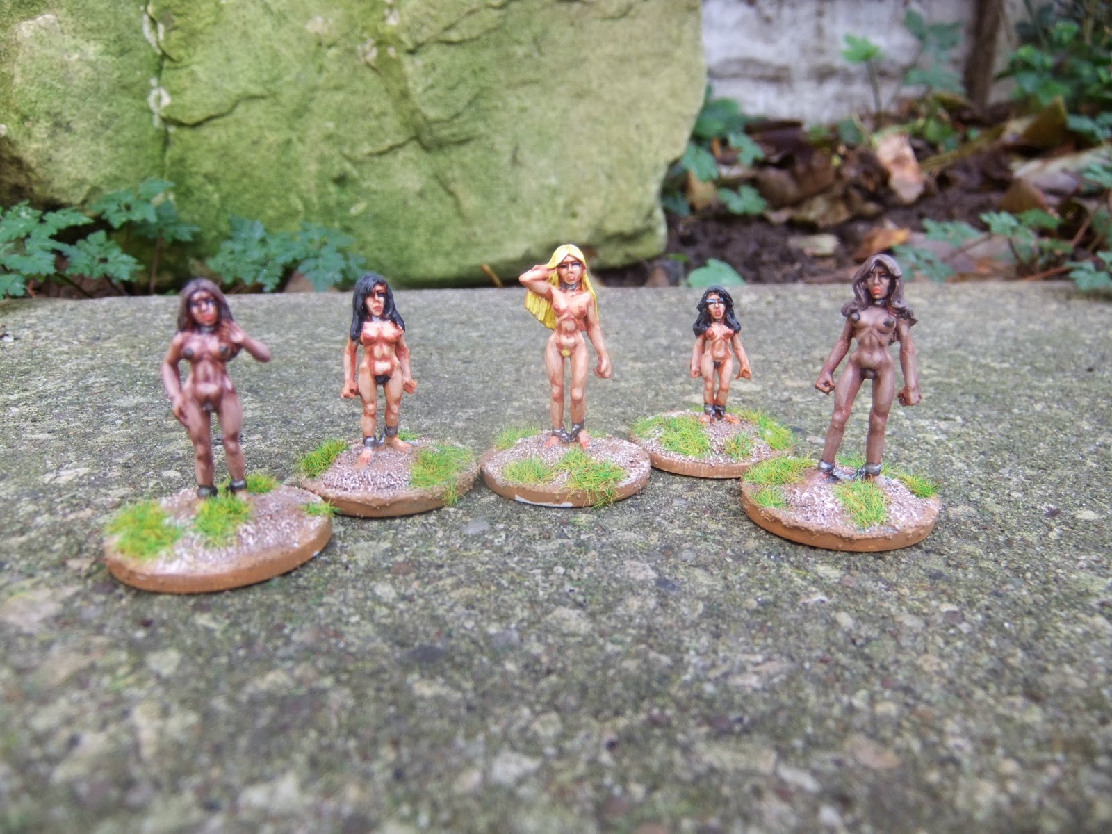 Ral Partha/Pre Slotta Warhammer Slaver 