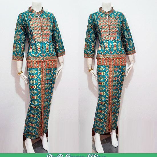  Baju  Batik Wanita Queen  Elisa Batik Bagoes Solo