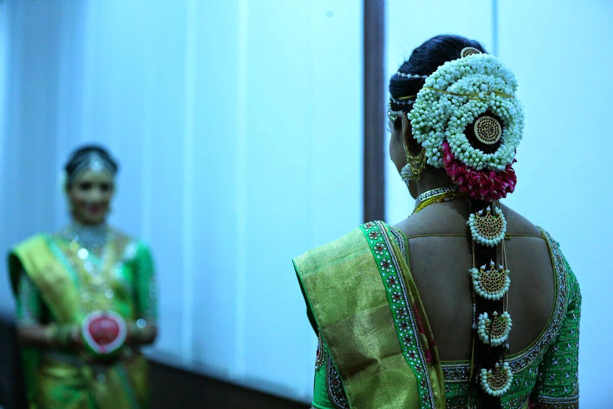 pelli poola jada: southindian bridal hairstyles with flowers