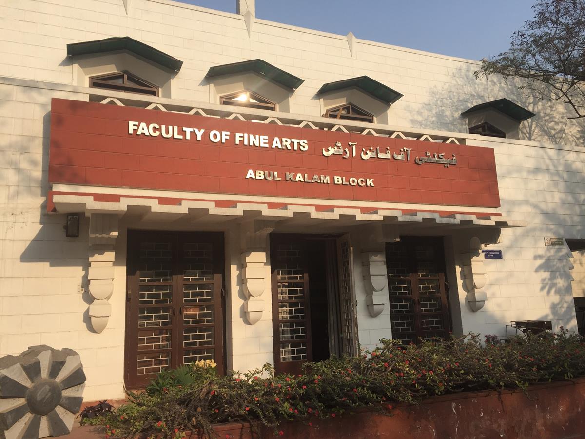 Love Kumar Soni Top 5 Fine Arts Colleges/B.F.A Entrance Theory Books