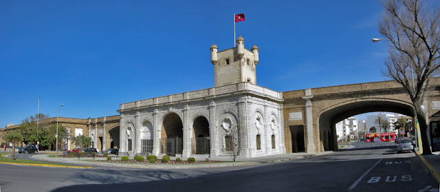 Puertas de Tierra en Cádiz