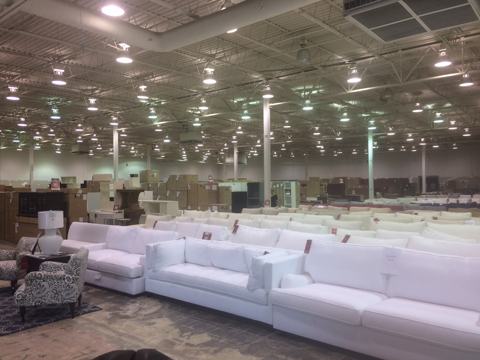 The Pottery Barn Warehouse Outlet, Discount Outlets