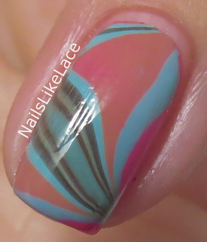 NailsLikeLace: Twinsie Tuesday - Polish Roulette + Starfish Watermarble