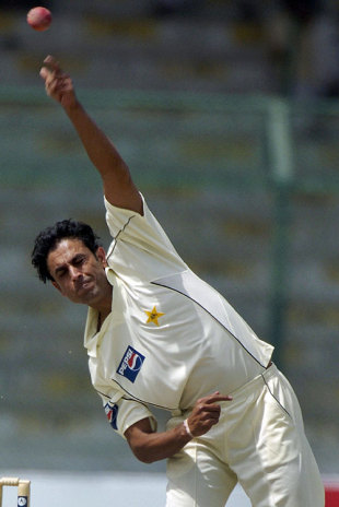 Pakistan Cricket Players: Abdur Rehman