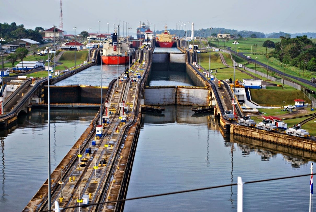 Quem concluiu o Canal do Panamá?