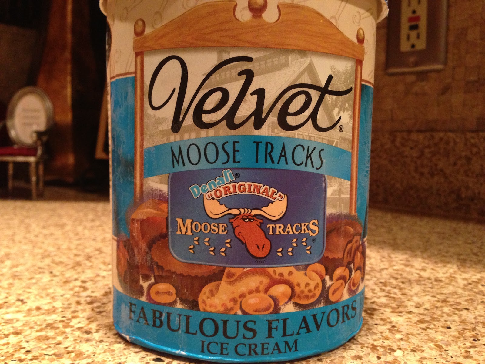 Crazy Food Dude Review Velvet Ice Cream Company Denali Moose Tracks