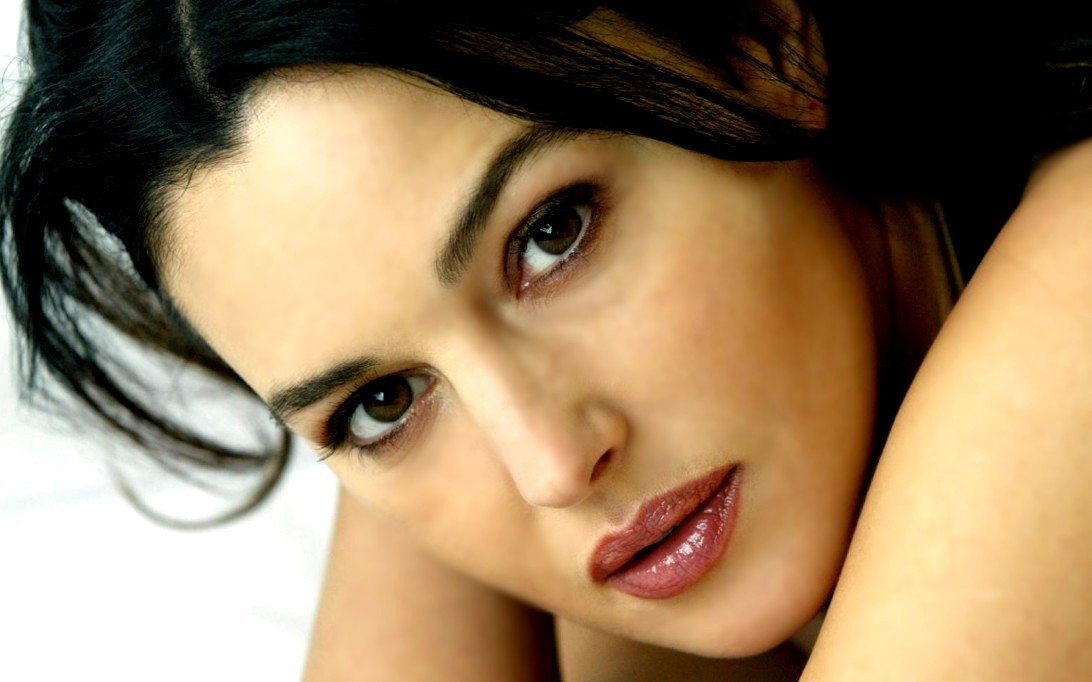 Monica-Bellucci-1.jpg