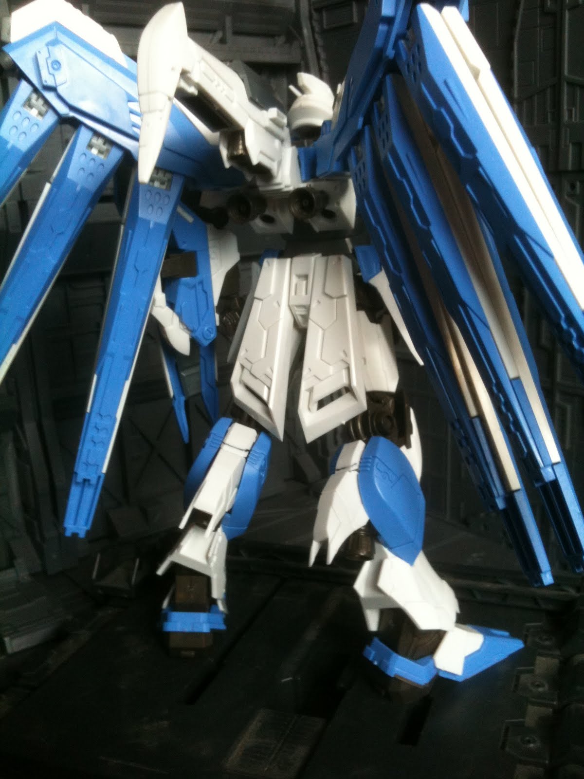 EA Designs: 1/144 Model Comprehend (MC) Hi Nu