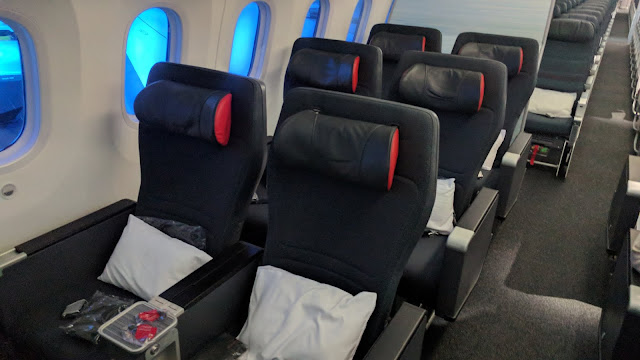 Aircraft seats