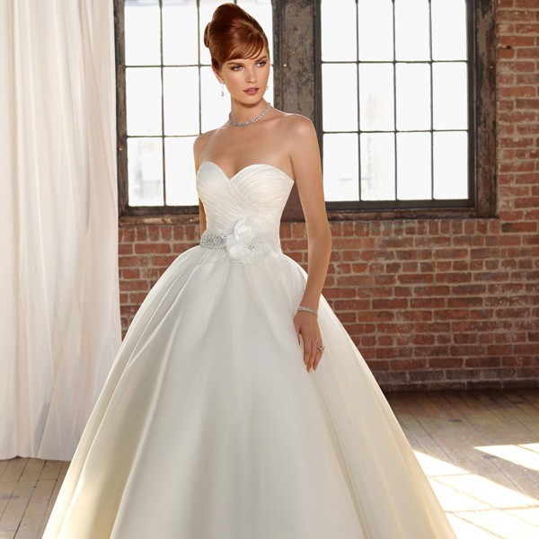 avamia blog Types Of Cocktail Dresses