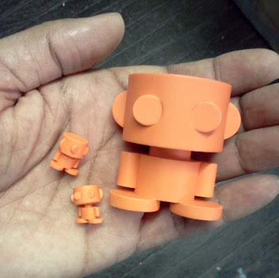 New York Comic-Con 2012 Exclusive O’Bot Resin Figures by Carbon-Fibre Media - Micro O'Bots & Original O’Bot