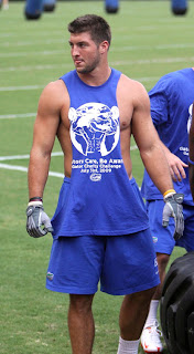 Hot Guys Nude: Tim Tebow