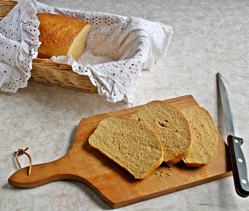 Versatile Vegetarian Kitchen Fat free Pumpkin Bread (Yeast Bread)
