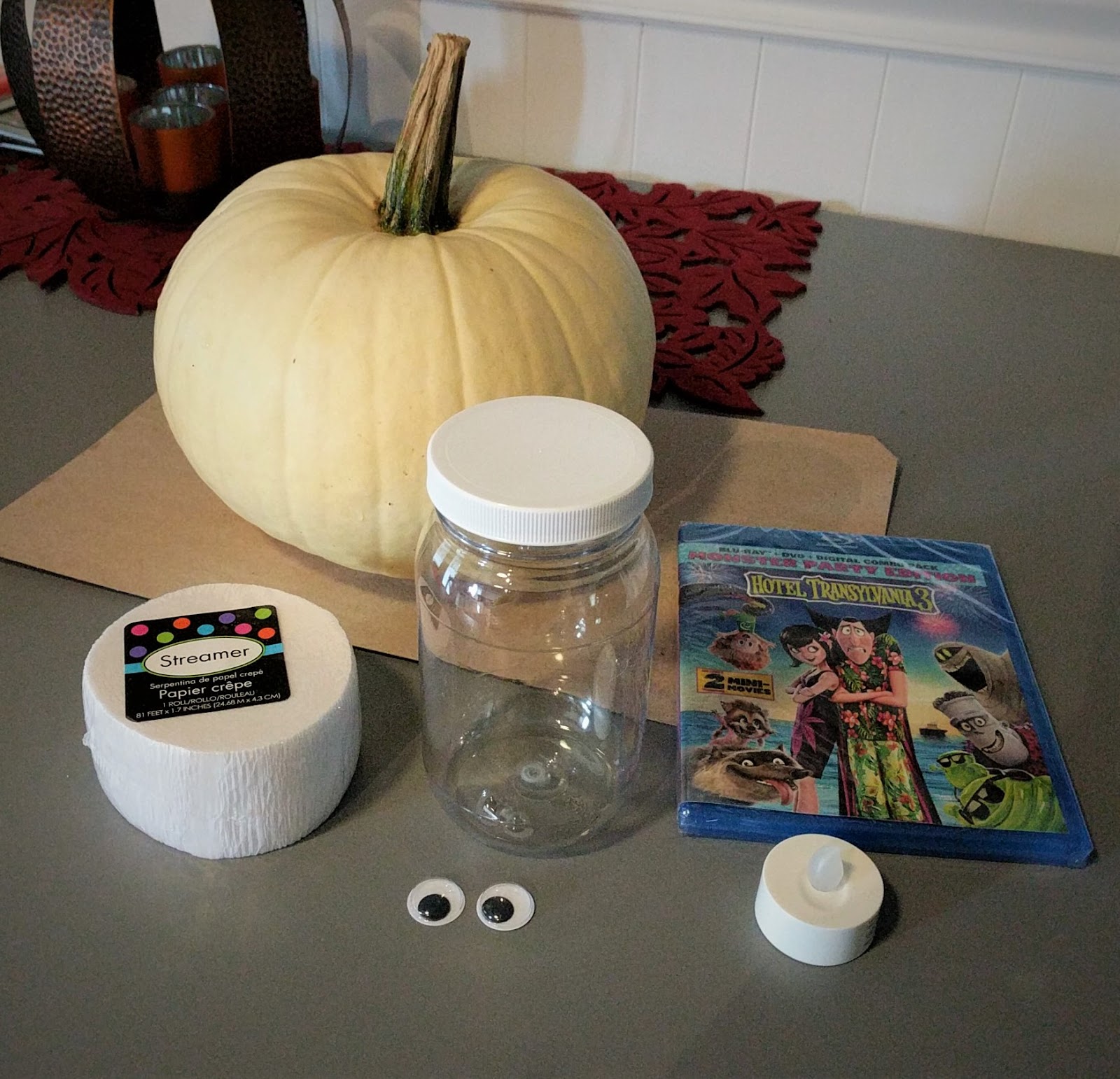 One Momma Saving Money Mummy Jars easy craft for kids Halloween