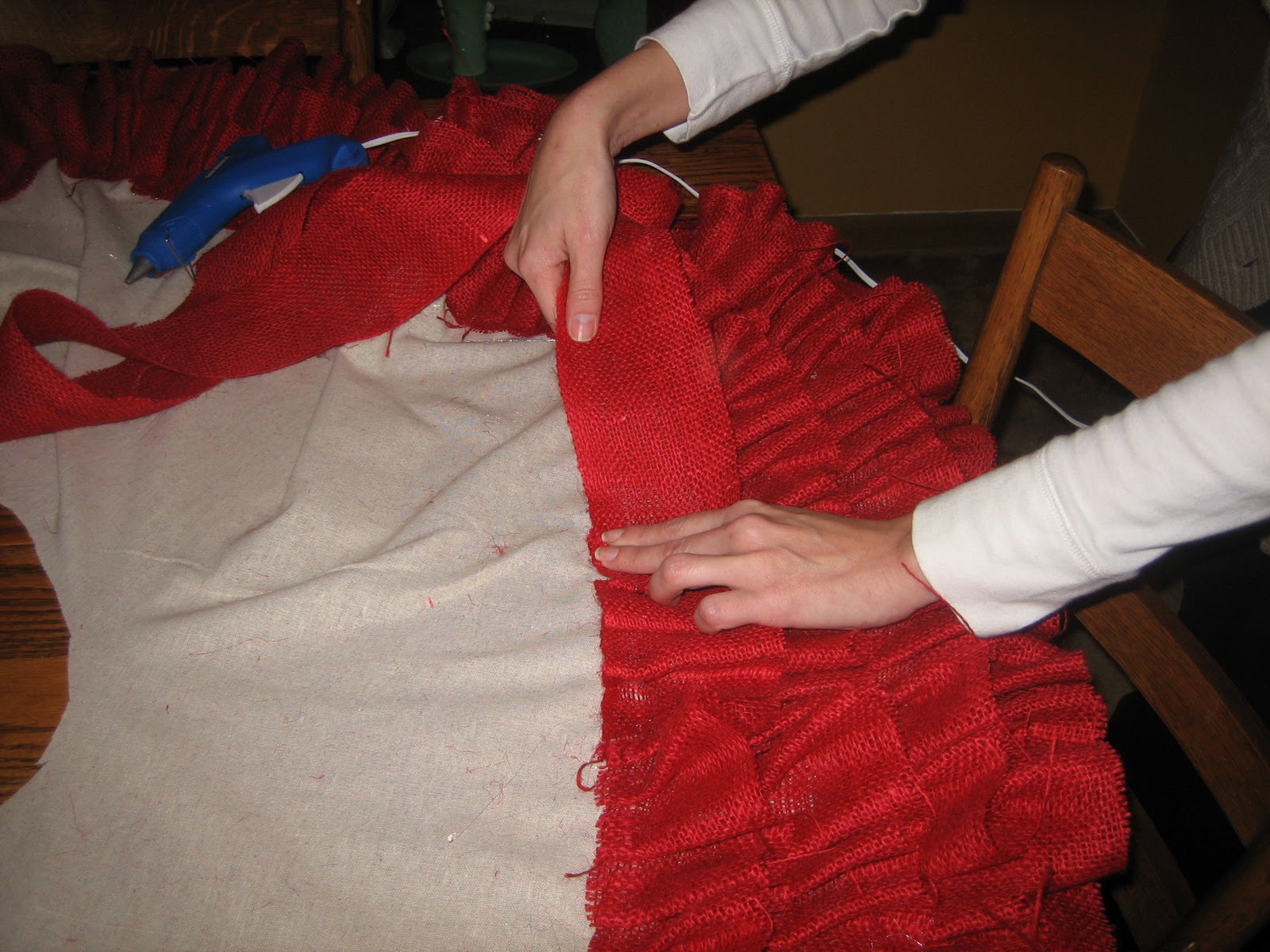 this-vintage-grove-diy-no-sew-tree-skirt