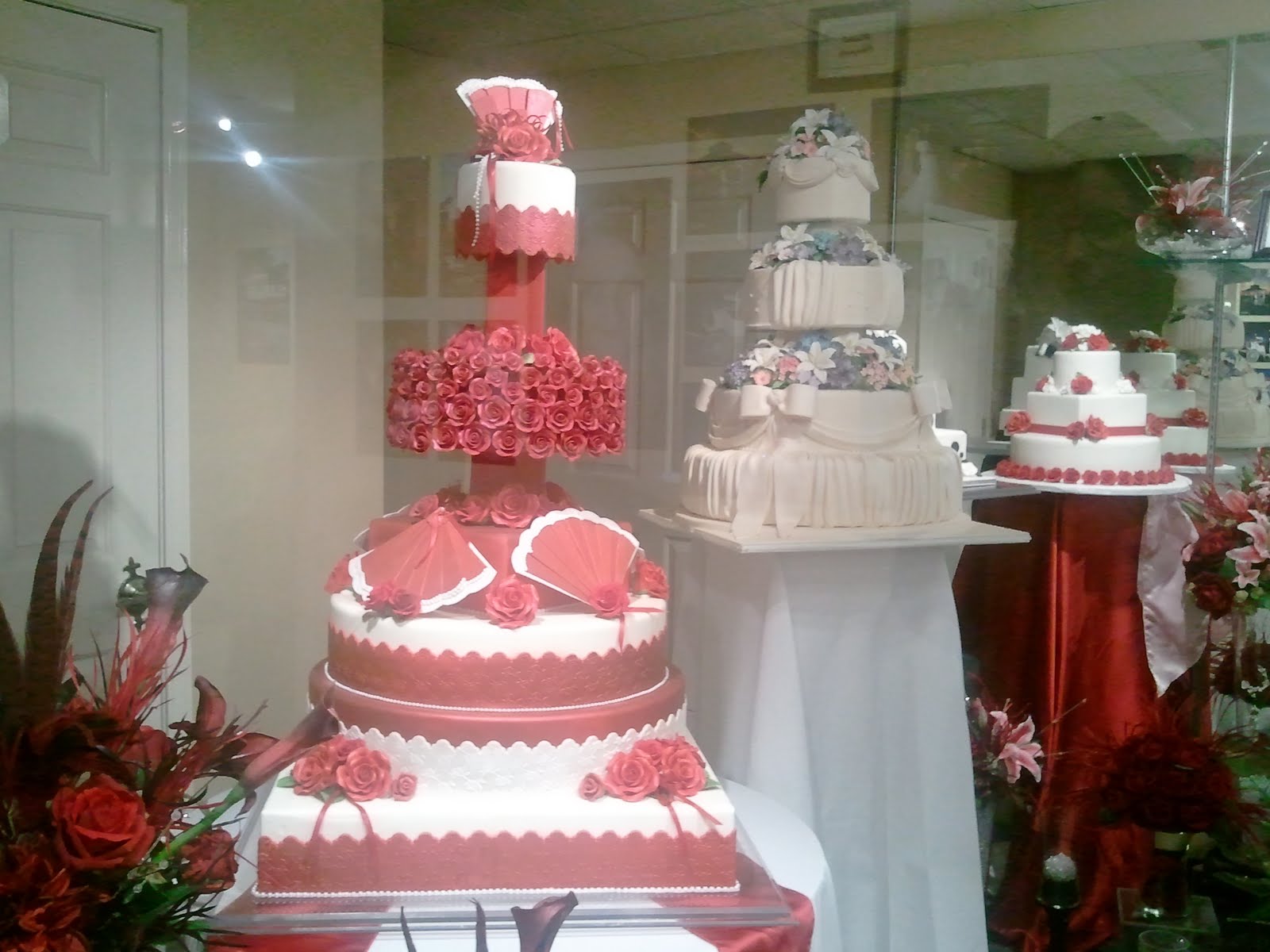 Androidified Cake Creations