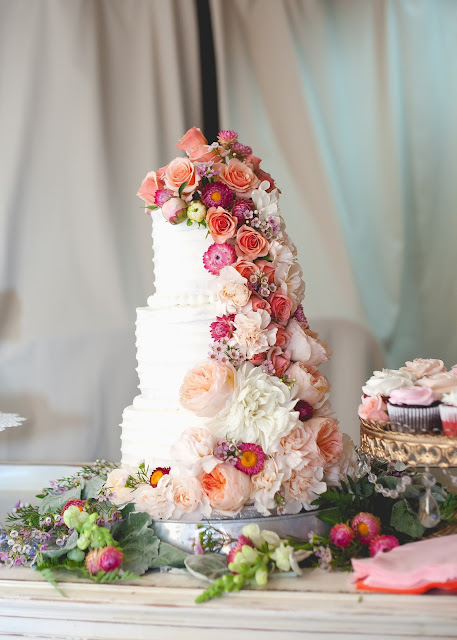 Wedding cake with flowers cascading, Peach and Navy Blue wedding part 2- The Cake, The Style Sisters,Madison Larsen Photography, Party Pail, Wedding cake with fresh flowers,Peach and Navy Blue wedding part 2- The Cake, The Style Sisters,Madison Larsen Photography, Party Pail, Wedding cake with fresh flowers