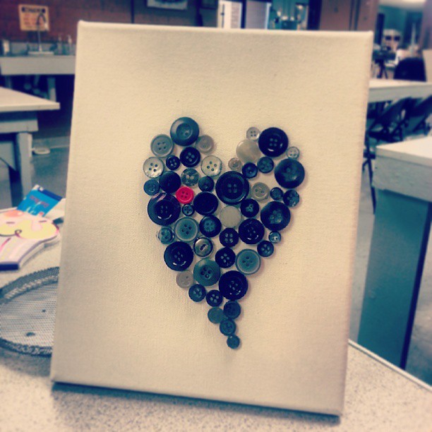 chaos, crafts & love buttons + canvas + glue gun = heart