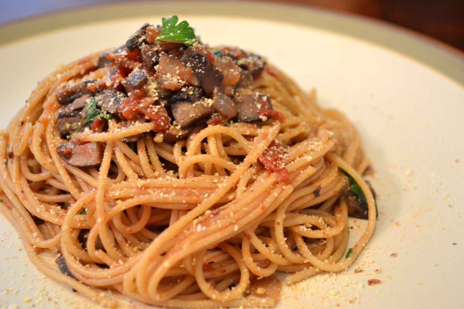 Veggies For Real: Pasta with Mushroom Sauce