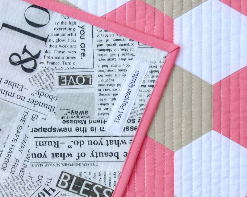Pink Flamingo Hexagon Quilt | Machine Stitched Hexagons | © Red Pepper Quilts 2017
