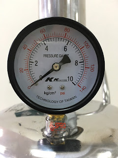 đồng hồ đo áp lực khí