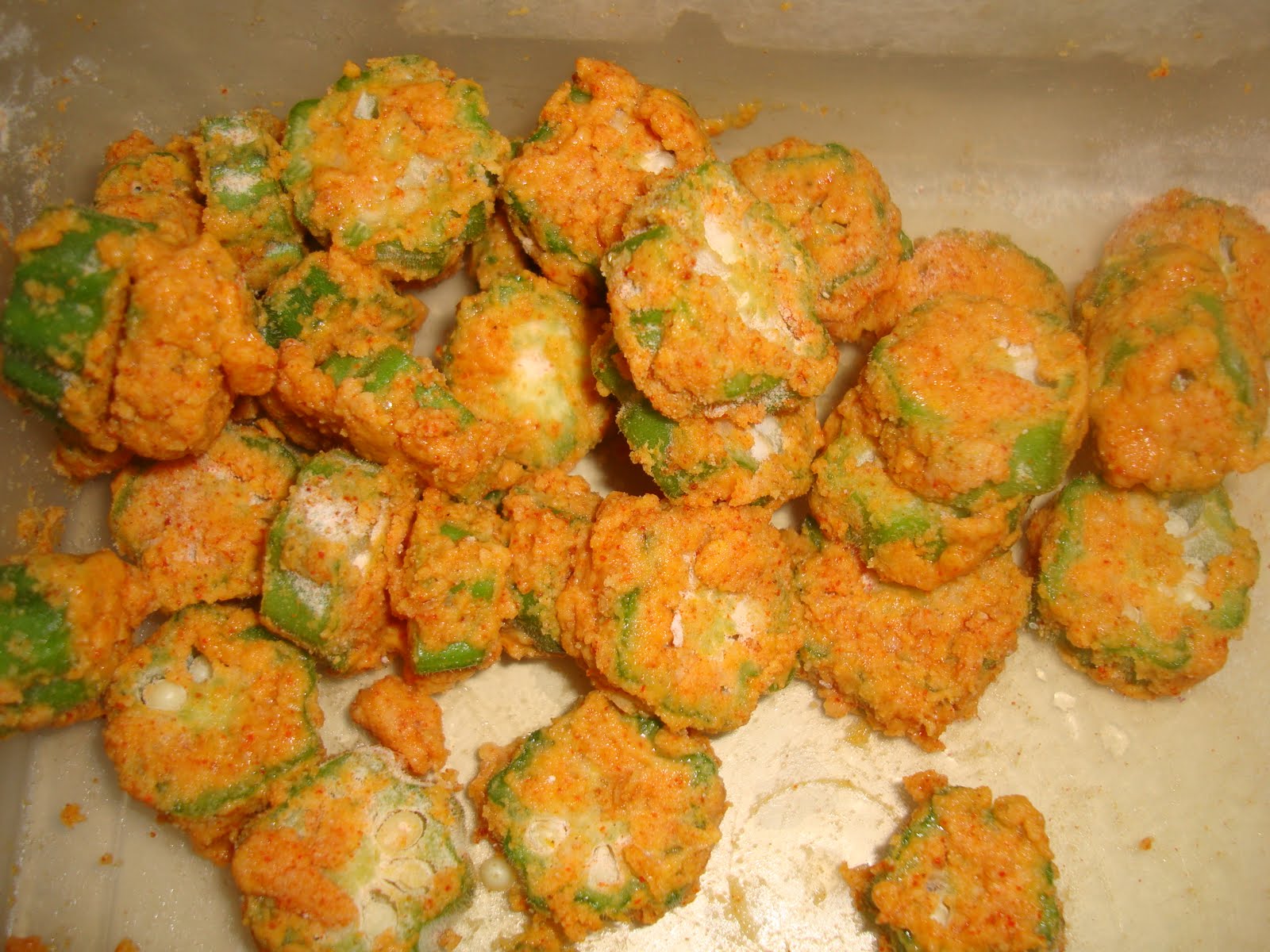 My experiments with cooking Vendakka kondattum/BatterFried Okra