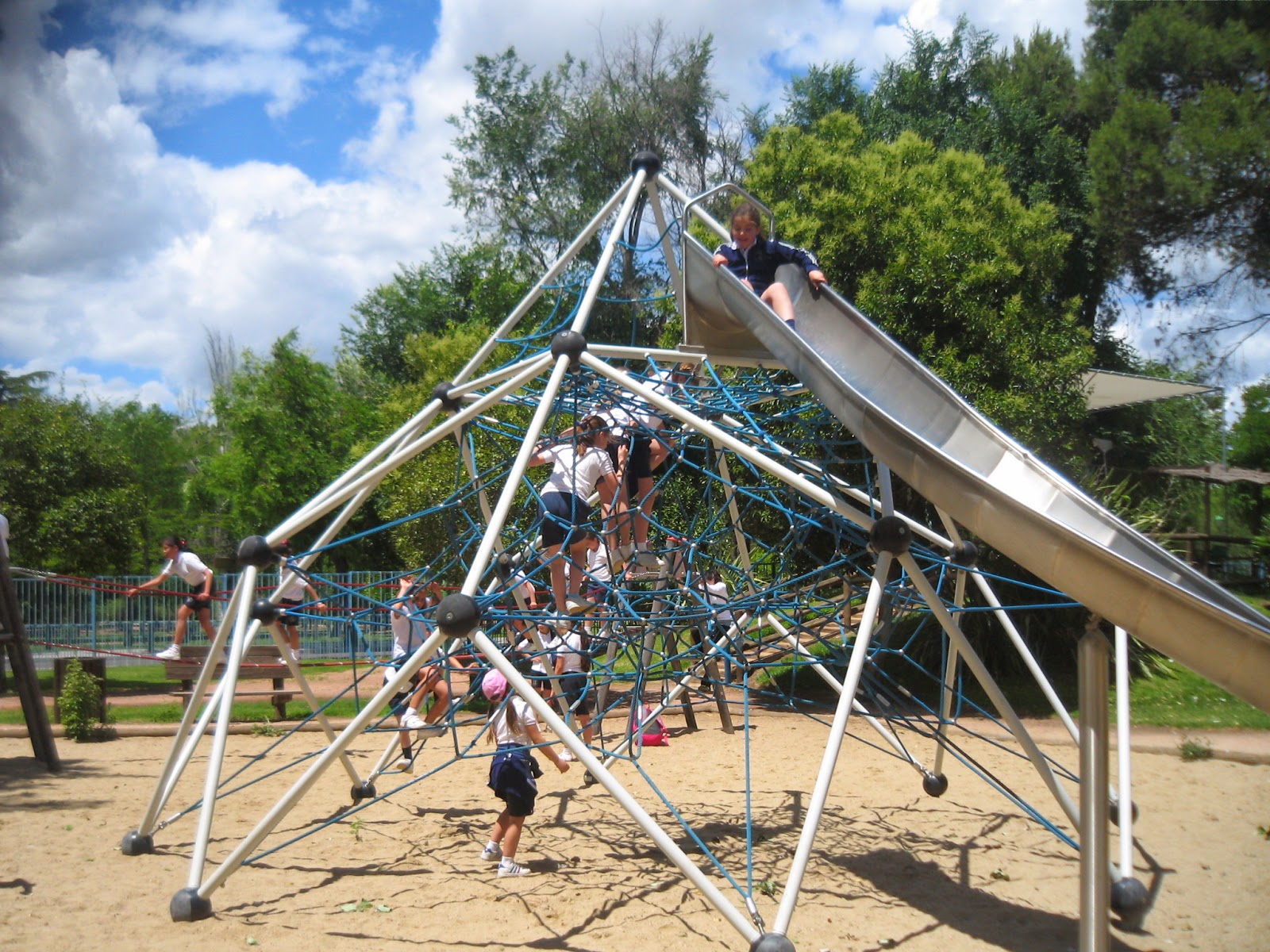 Colegio concertado Nuestra Señora de Lourdes Carmona EXCURSIÓN ZOO de Córdoba y CIUDAD DE LOS