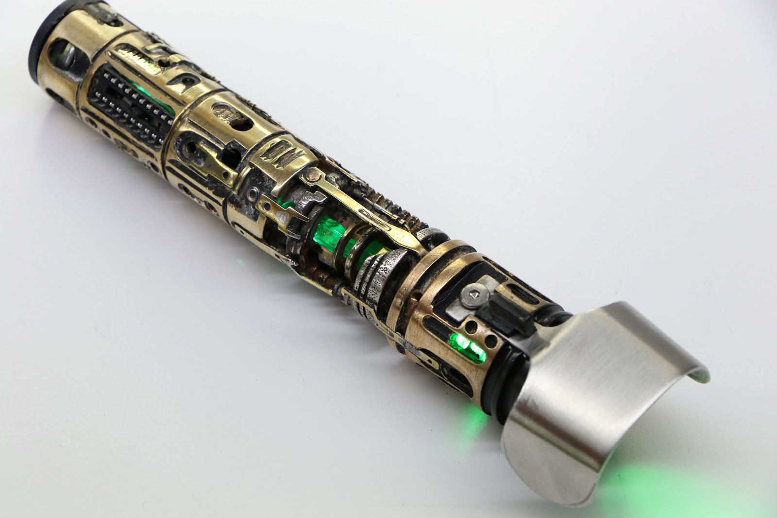 ROLIGHTSABERS MASTER YODA legendary fx Lightsaber