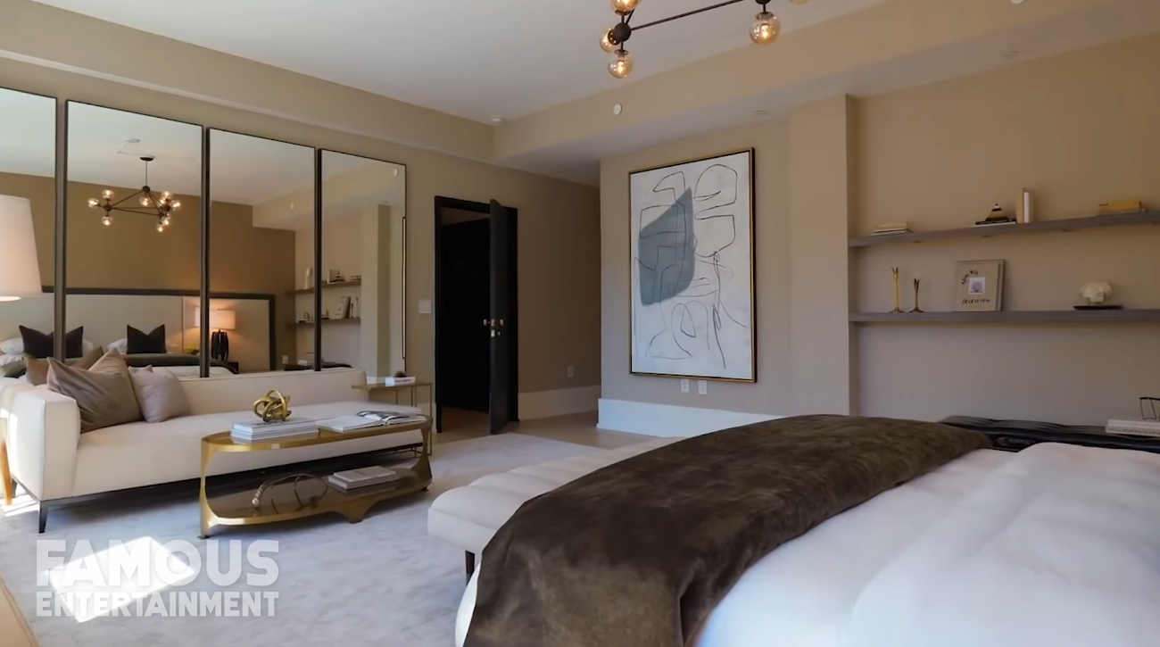19 Photos vs. Lewis Hamilton | House Tour | $80 Million New York Penthouse - Luxury Condo & Interior Design Tour