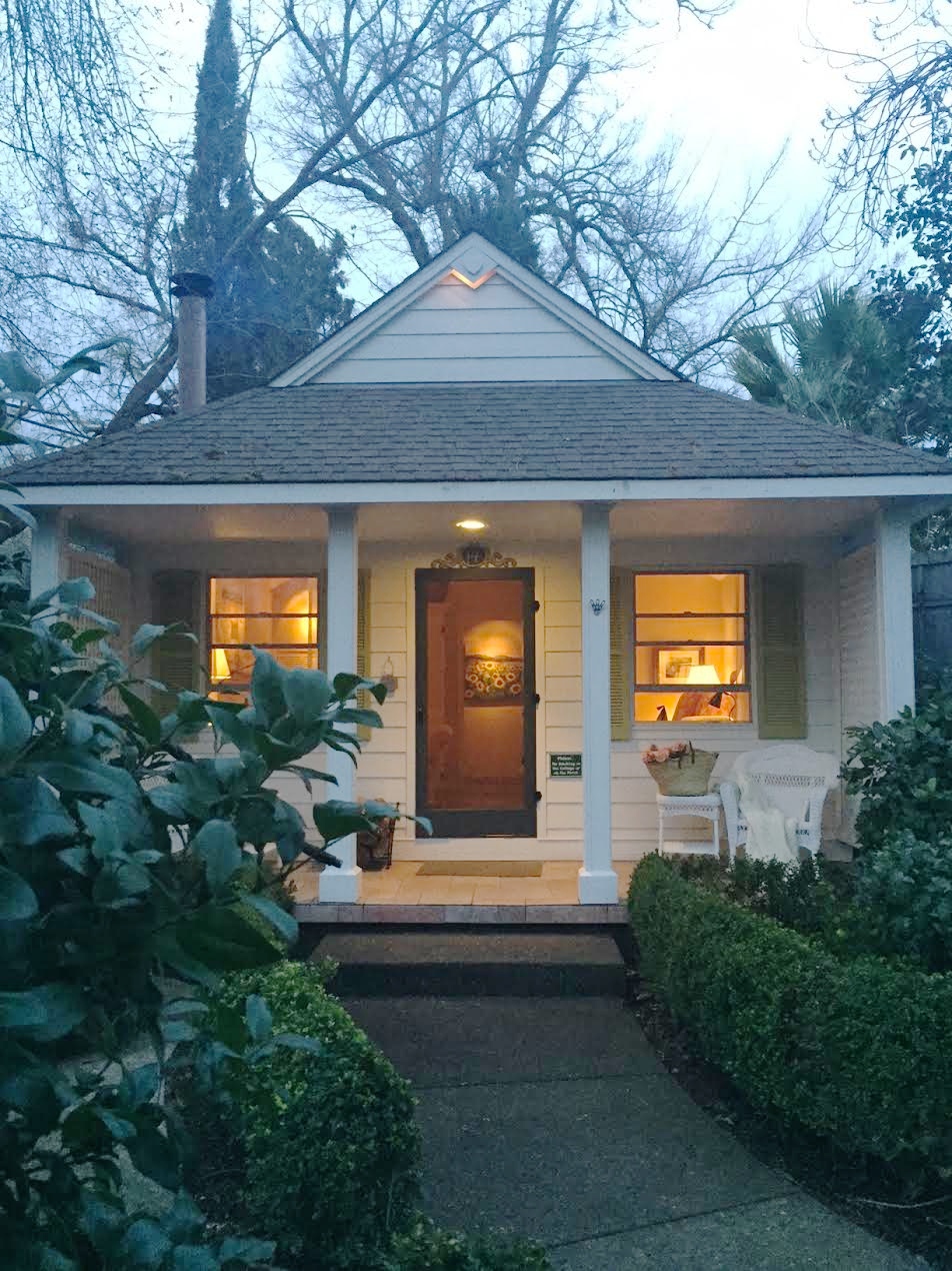 A favorite little charming bed and breakfast in Calistoga FRENCH