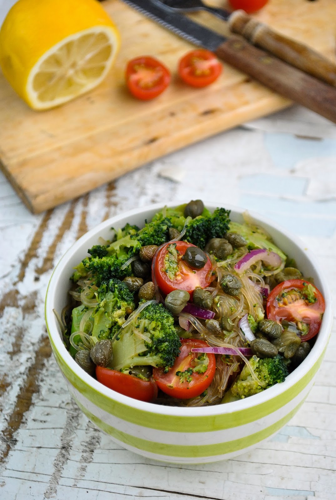 Broccoli and noodle salad with capers VeganSandra