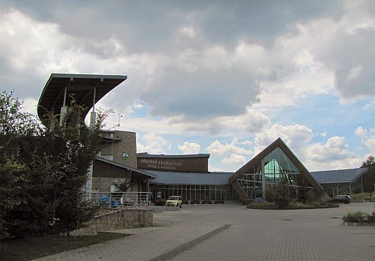 Ośrodek Edukacyjny oraz Muzeum Magurskiego Parku Narodowego.
