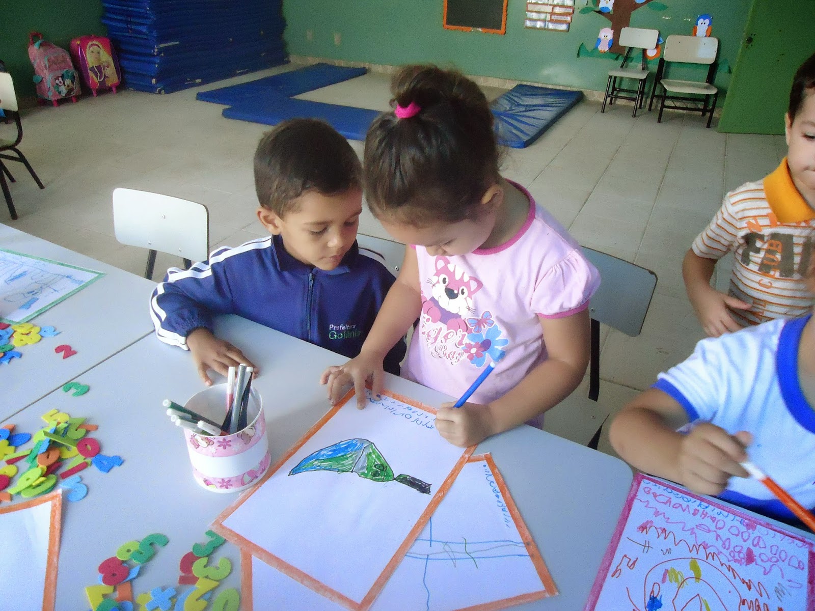 Exemplo De Atividade Para As Crianças Perceber A Linguagrm Artistica